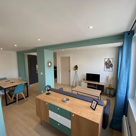 Appartement Familial, 2 Chambres, En Rdc Sur Cour Saint-Florentin  Exterior foto